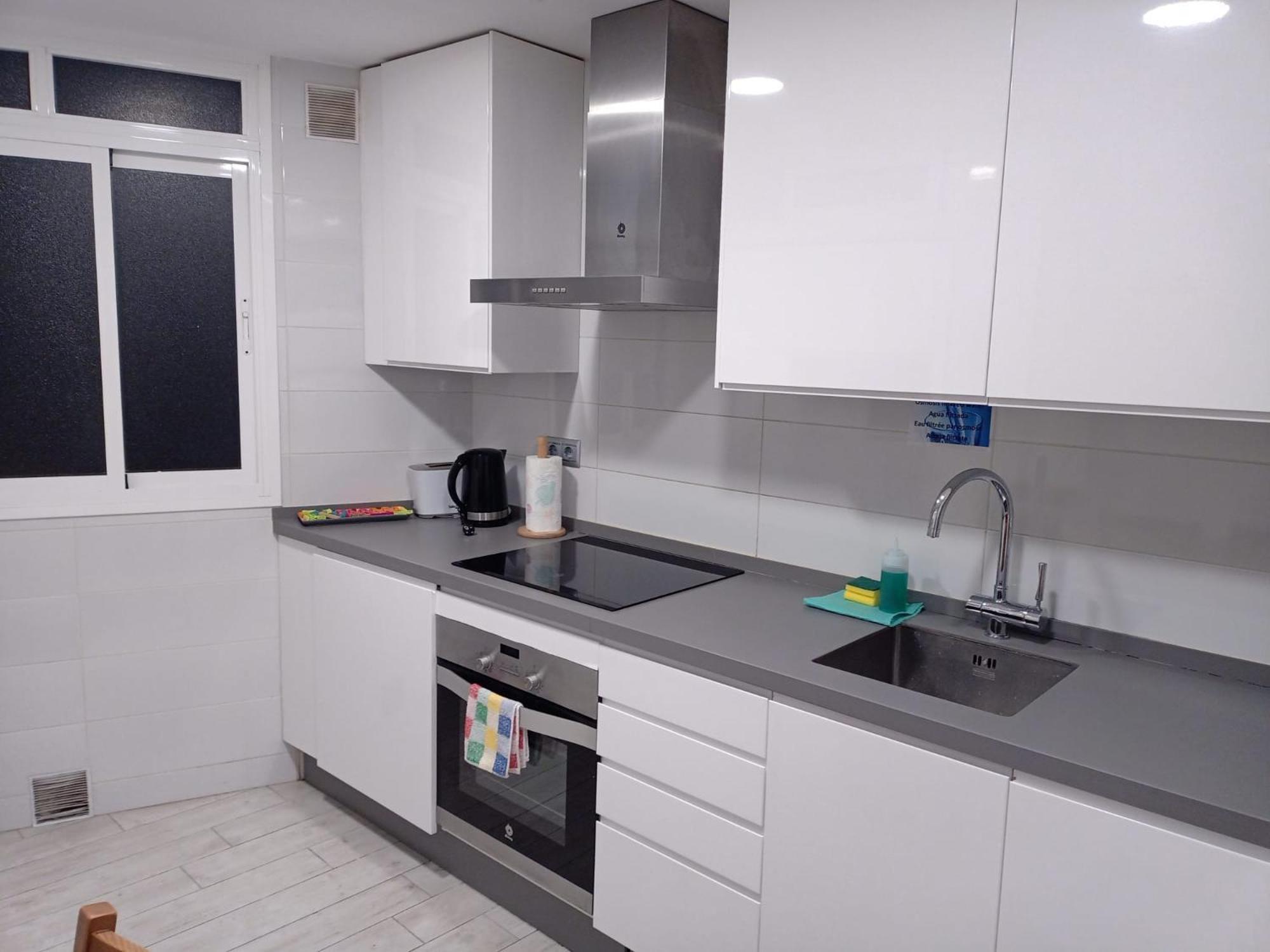 Apartmán Piso Con Parkinprivado Y A10Minutosdelaplayaandando Màlaga Exteriér fotografie